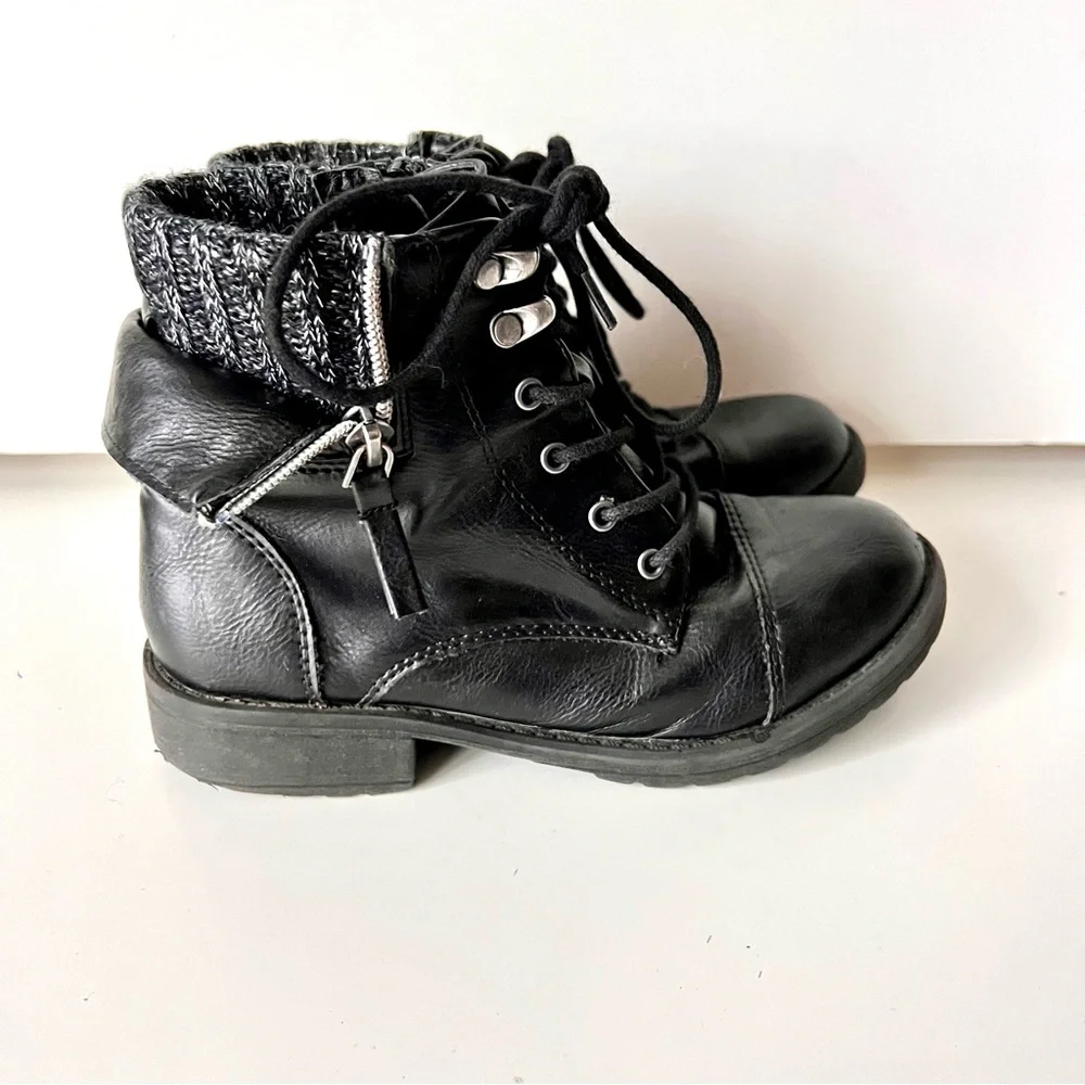 STEVE MADDEN Girl’s Black Taysley Combat Moto Boots—SZ. 2